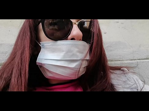❤️ Nicoletta bere bizilagunarekin mendekua hartzen du eta bere garajean txiza egiten du (Covid19 Italiako berrogeialdi berezia) Sexu bideoa gugan ❌️